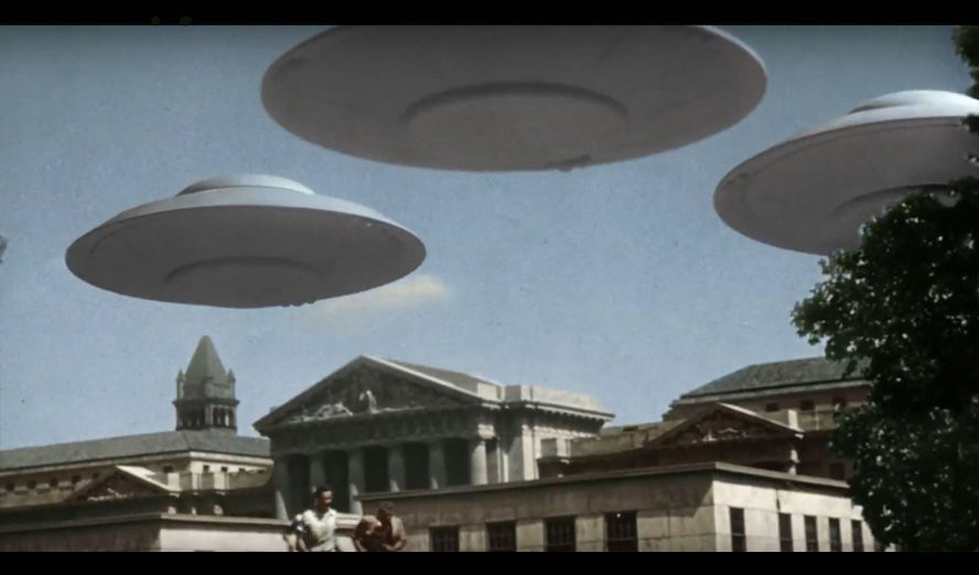 »Earth vs. Flying Saucers« © YouTube