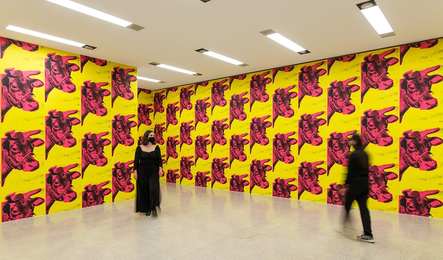 Ausstellungsansicht »Andy Warhol Exhibits – A Glittering Alternative« © Foto: Klaus Pichler/mumok
