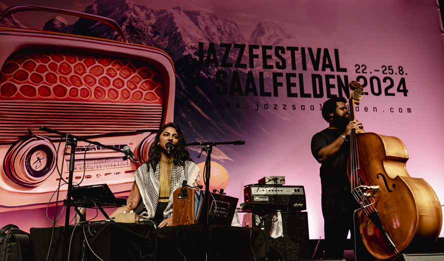 Amirtha Kidambi’s Elder Ones © Matthias Heschl