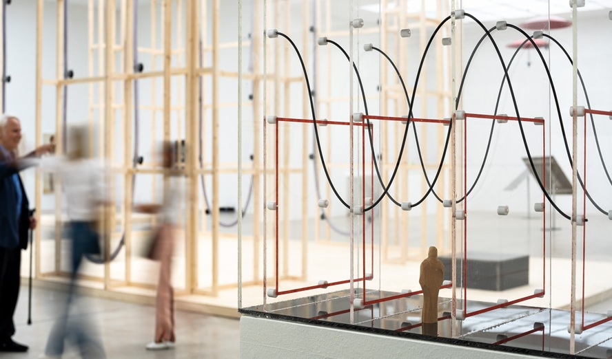 Bernhard Leitner, Secession, Interview, Empfehlung