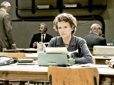 Hannah Arendt (Barbara Sukowa) im Pressesaal während des Eichmann-Prozesses in Jerusalem &copy; Filmladen Filmverleih