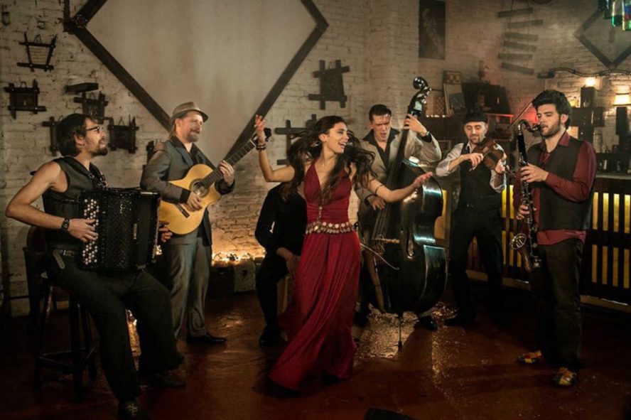 Barcelona Gipsy balKan Orchestra