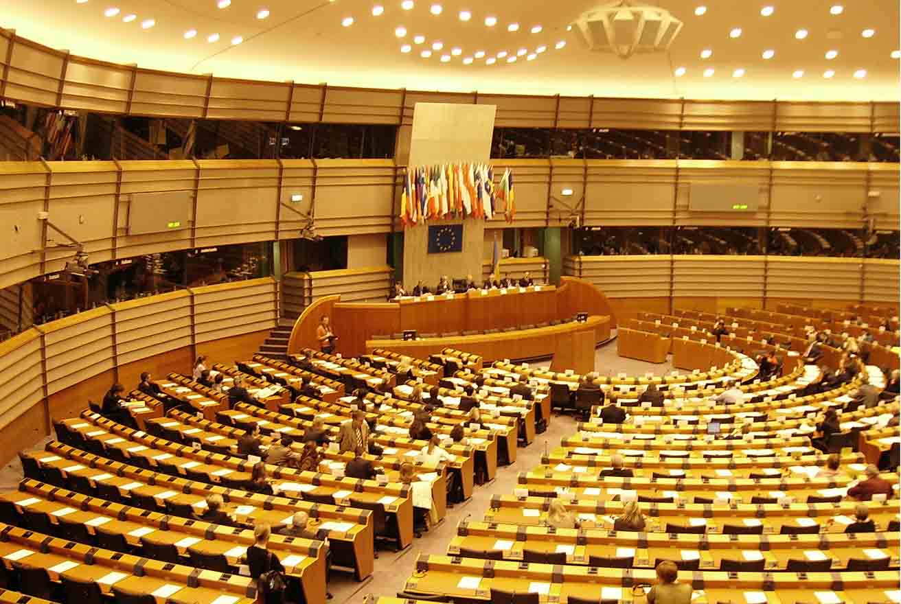 Abbildung_7_European_Parliament_Brussels_Wikimedia_Commons__no_User.jpg